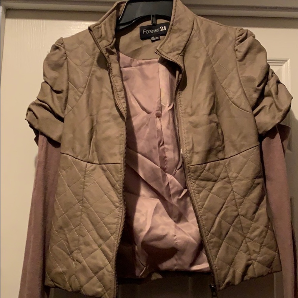 Forever 21 jacket****FREE WITH $15 purchase****